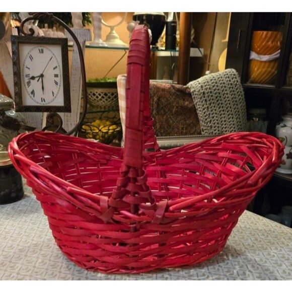Pretty Large Red Wicker Basket - Picture 2 of 2